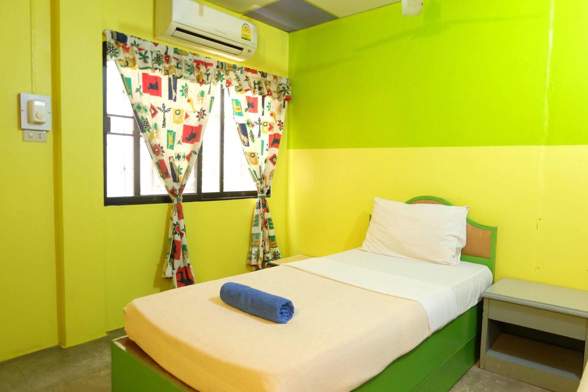 B&B House & Hostel Krabi Ngoại thất bức ảnh